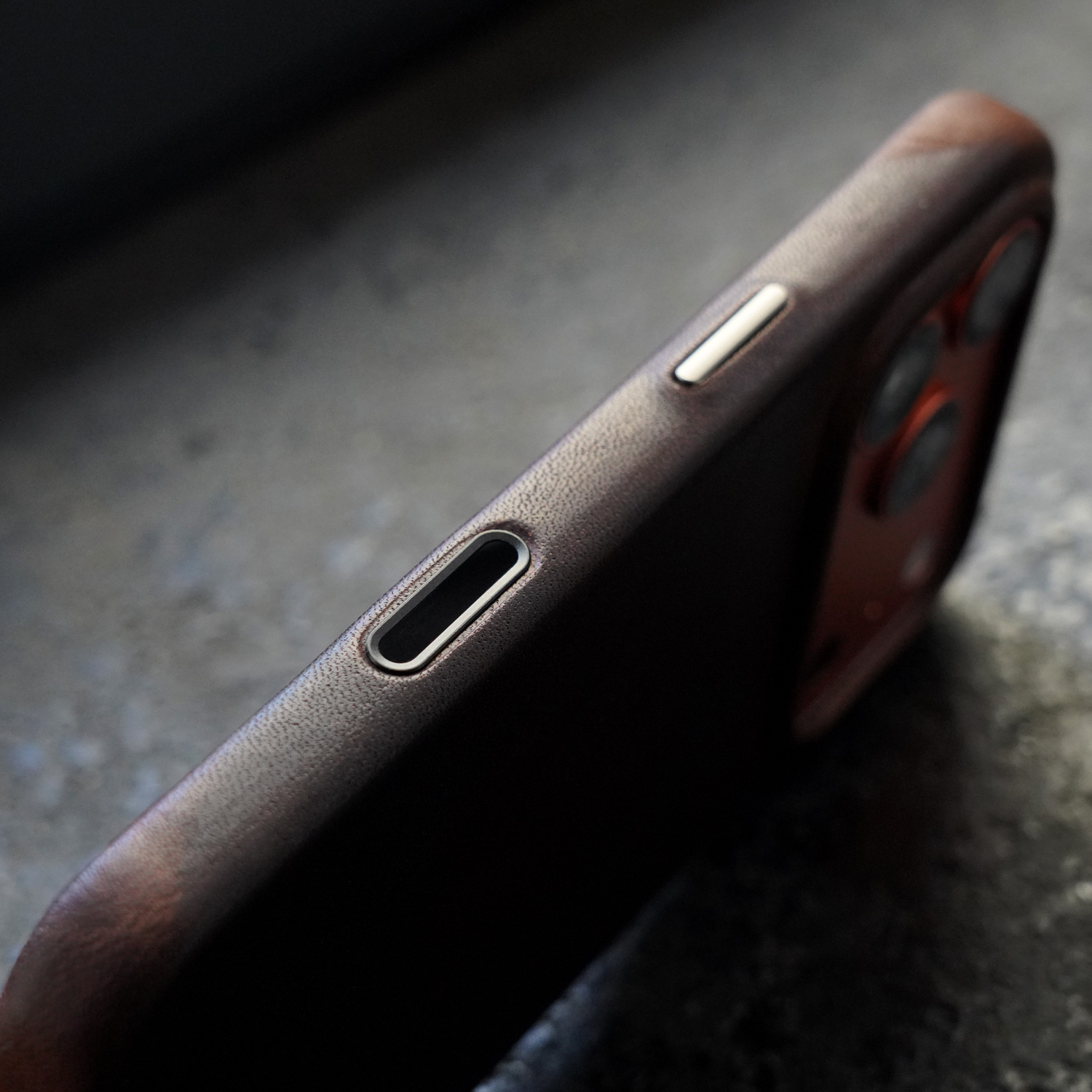 Capa de Couro Genuíno YMW Horw - Phone Cases Dublin avaliação e preço